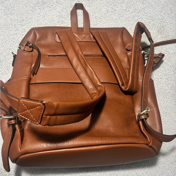 Poppy & Peonies Chestnut Backpack - Picture 2 of 5